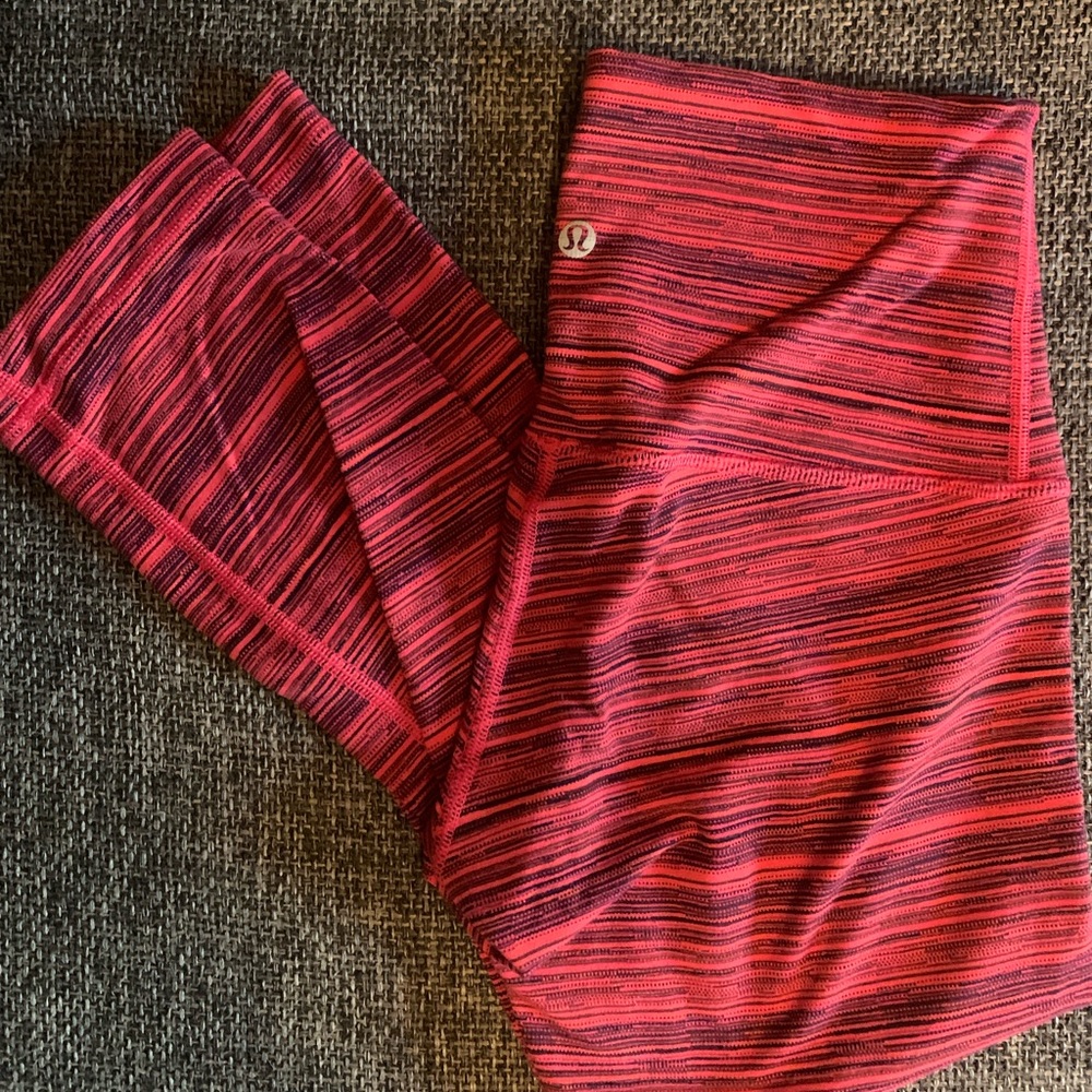 Beautiful bright colored Lulu leggings. Crop style 21” inseam.